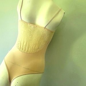 Revamped Petite Cami Lace Bodysuit Size XS